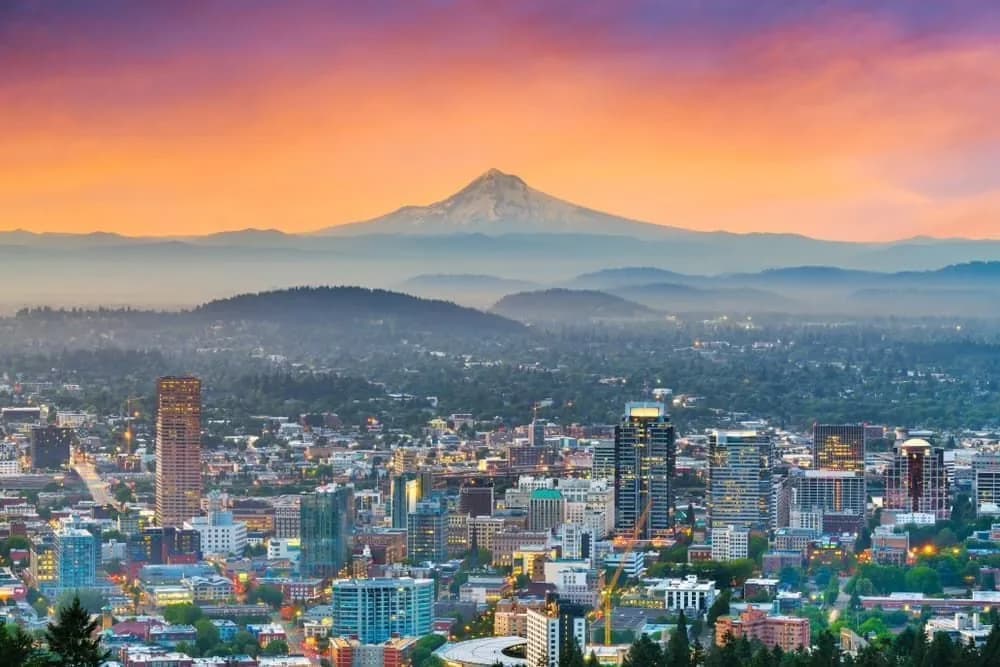 Executive car service Bend Oregon RDM Airport Sunriver Resort Deschutes Brewery Old Mill District