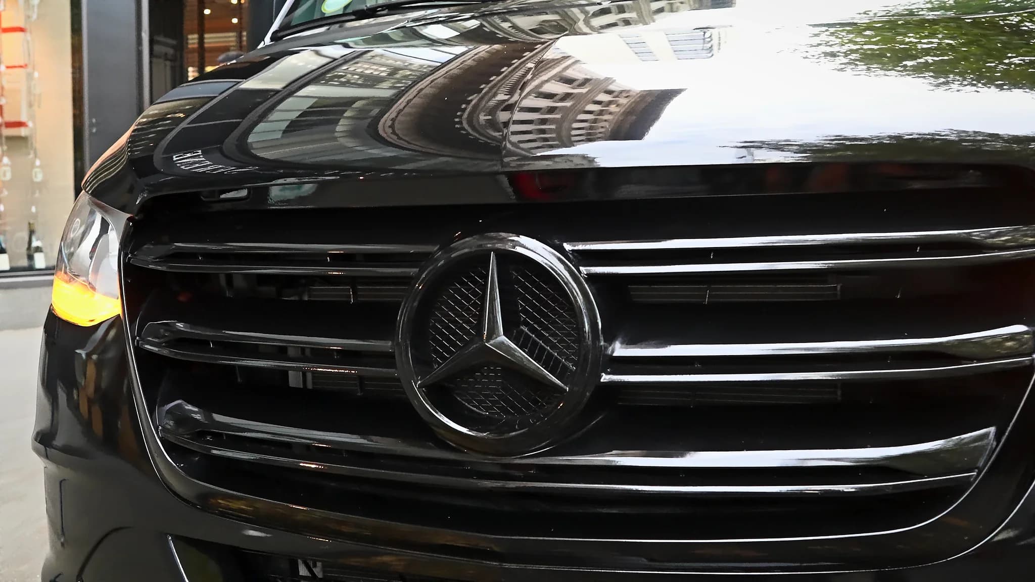 Grille and star of the Mercedes-Benz Sprinter Jet Limousine in close detail